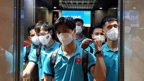 而罗德岛设计学院的大师班，比湖畔大学还要难进的多得多。